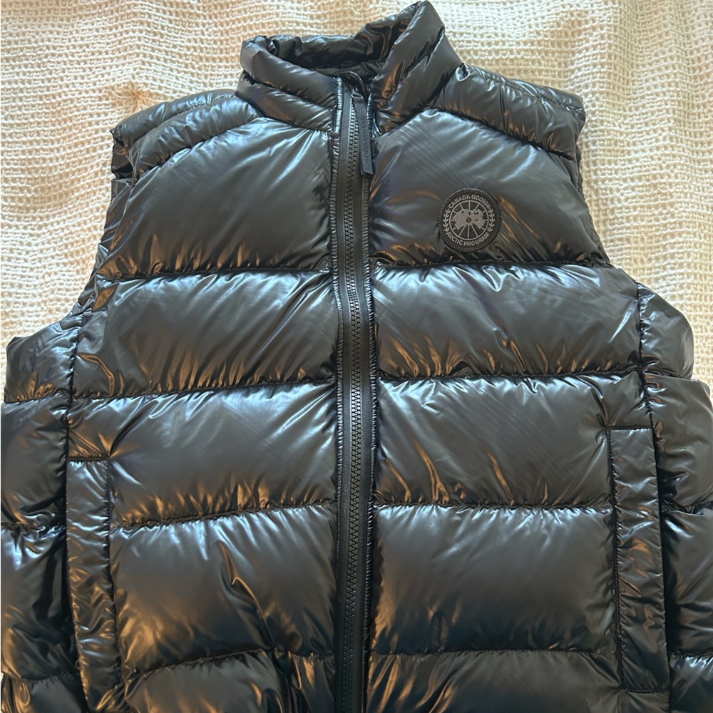 Canada vest
